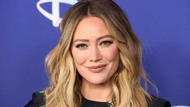   Hillary Duff – 5'2"