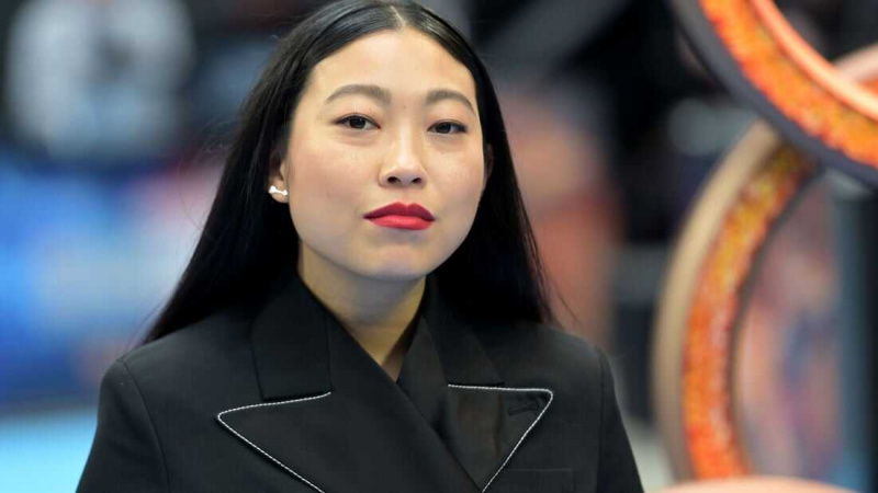   Awkwafina - 5'1"