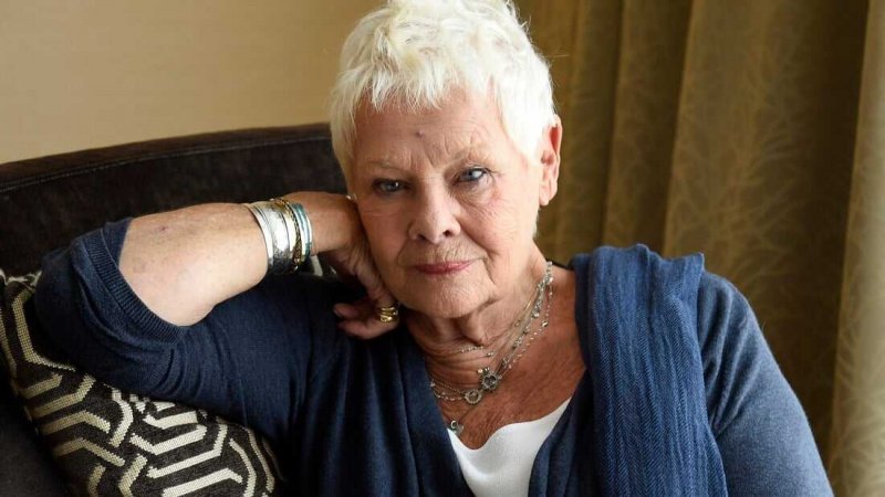   Judi Dench – 5'1"