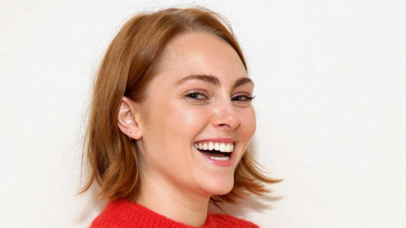   AnnaSophia Robb – 5'