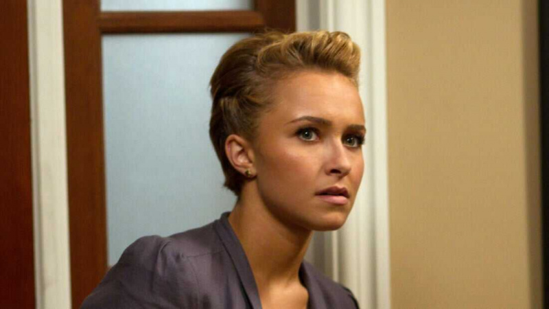   Hayden Panettiere – 5'