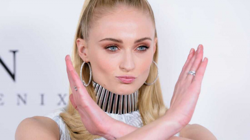   Sophie Turner
