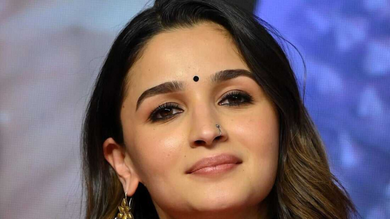   Alia Bhatt