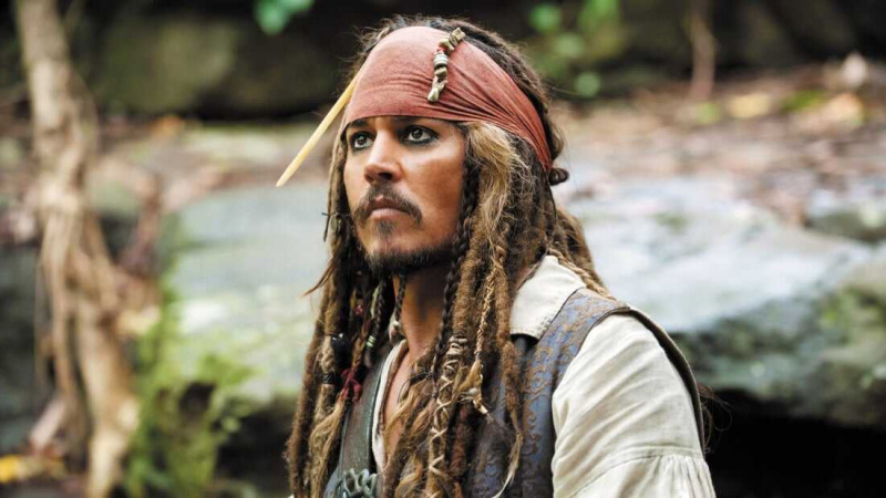   Kaptein Jack Sparrow (The Pirates of the Caribbean Franchise)