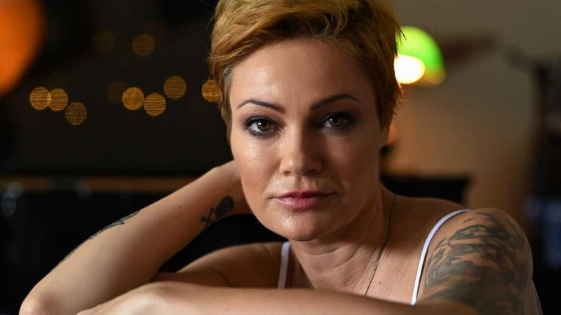   Sarah McLeod