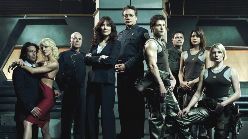   Battlestar Galactica Temporada 1 (13 episódios)