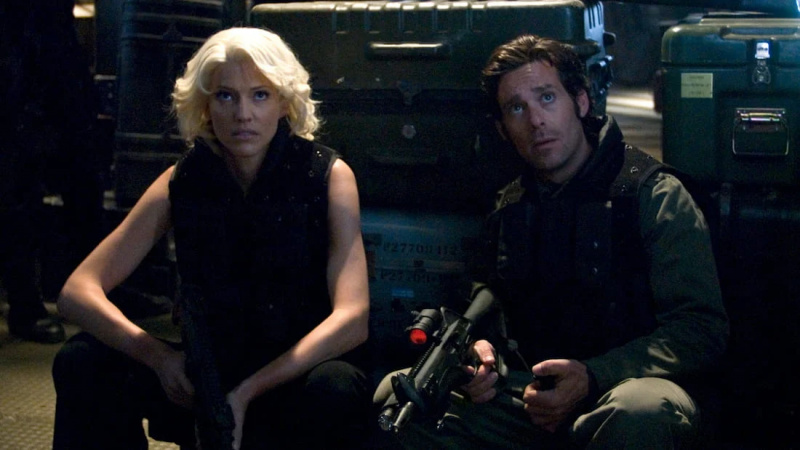   Battlestar Galactica Temporada 4 (20 episódios)