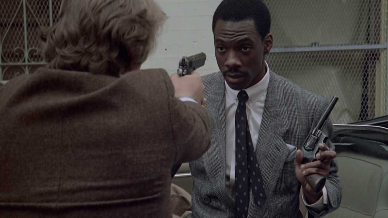   Reggie Hammond (48 sati)