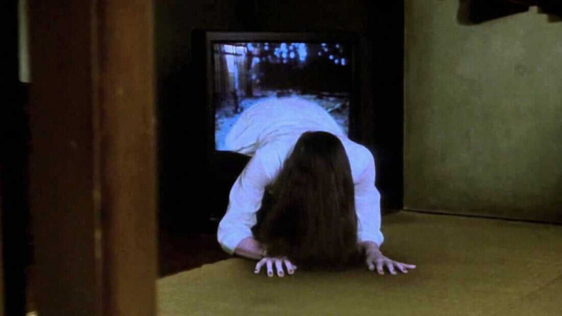   Inelul (1998)