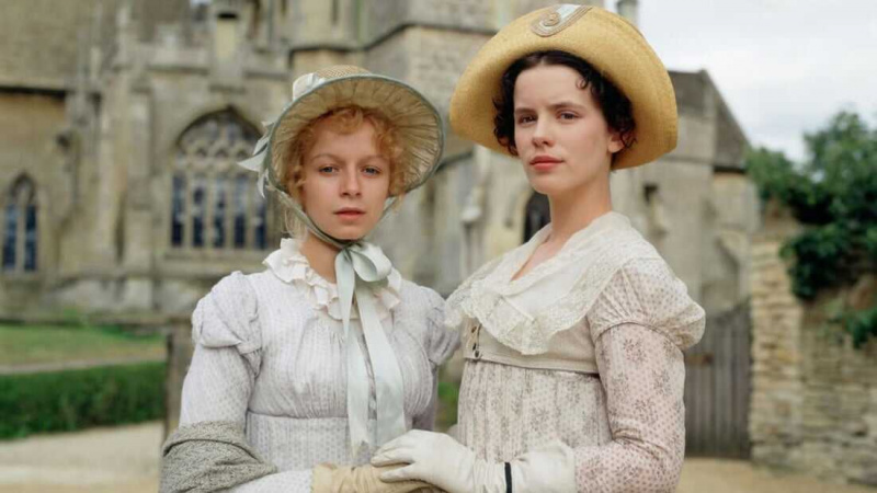   Emma (1996)