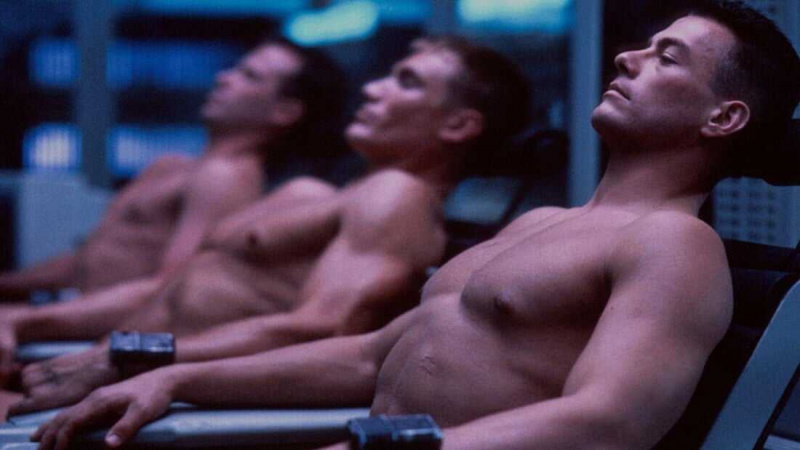   Evrensel Asker (1992)