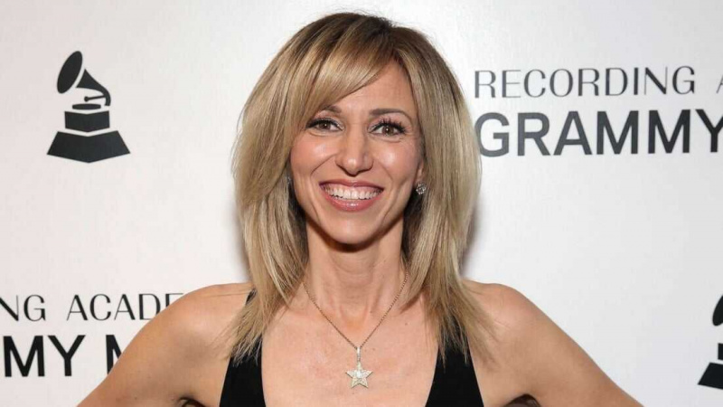   Debbie Gibson