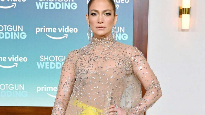   Jennifer Lopez