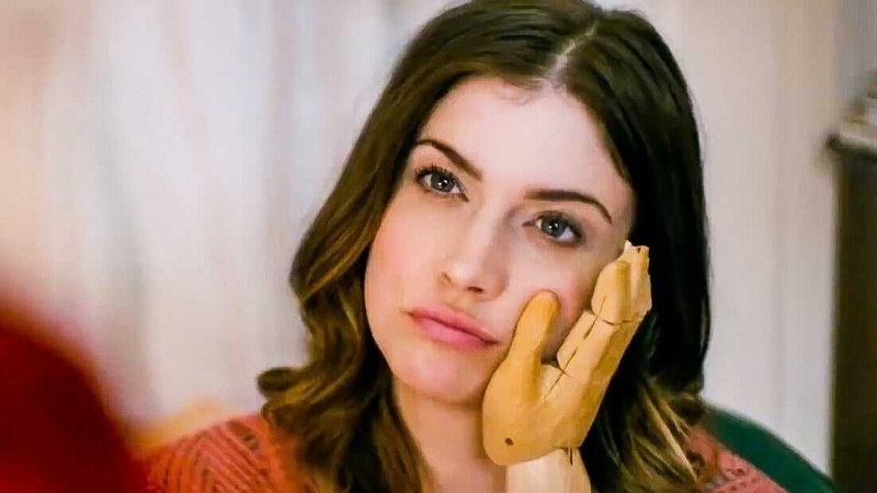   Holly Star (2018)