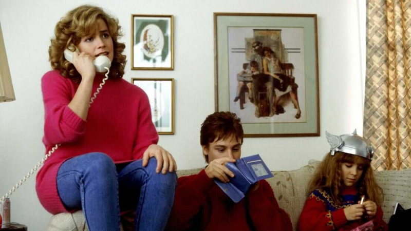   Adventures in Babysitting (1987)