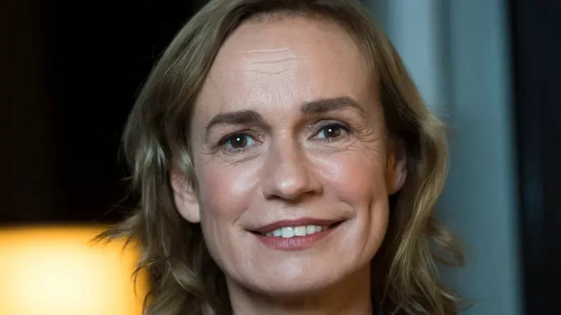   Sandrine Bonnaire