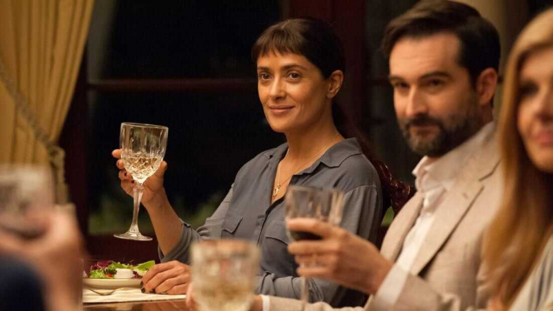   Beatriz at Dinner (2017)