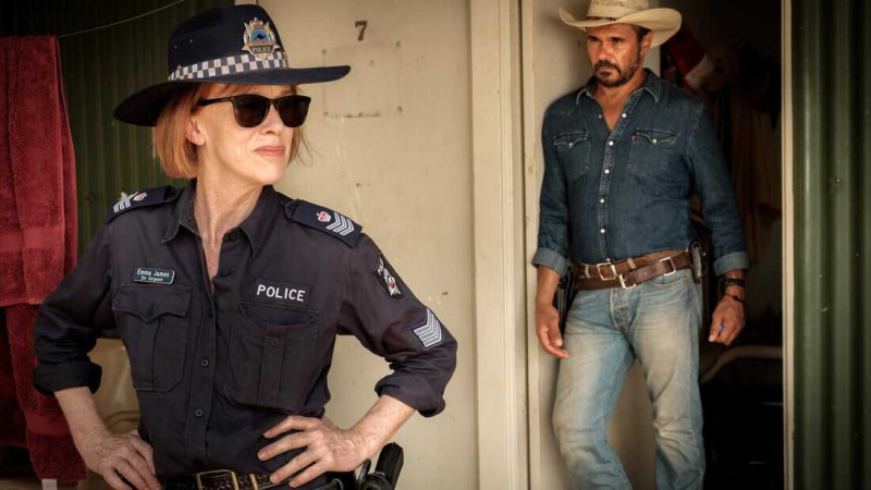   Mystery Road (TV-sarja 2018–)