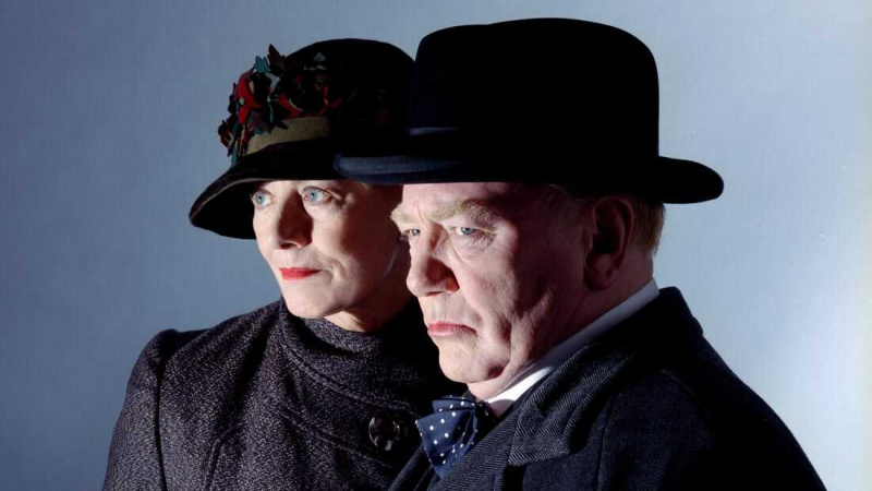  The Gathering Storm (2002)