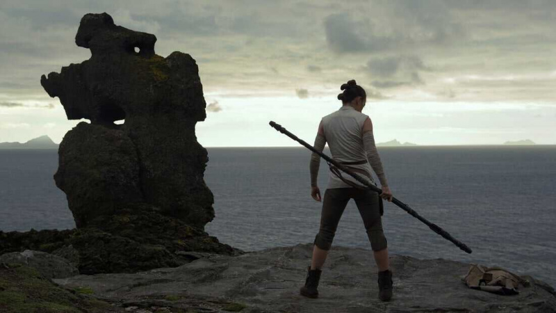   Vojna zvezd: Epizoda VIII - Zadnji Jedi (2017)