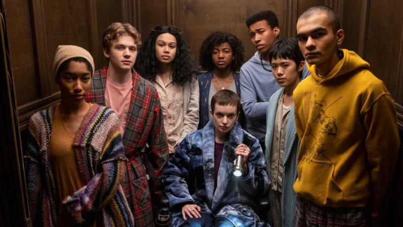   The Midnight Club (Serial TV 2022–2022)