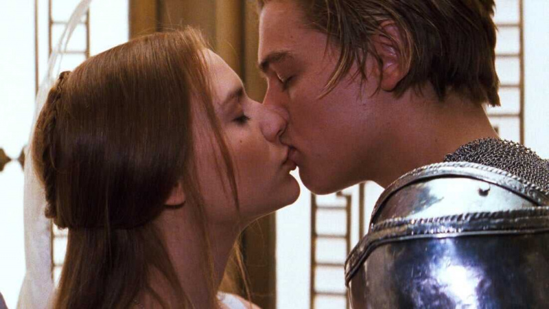   Romeo + Julia (1996)