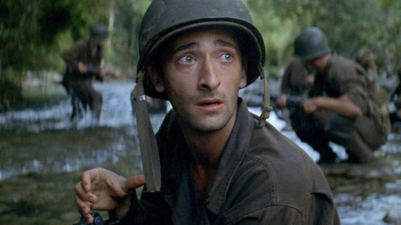   Er den tynne røde linjen på HBO Max?