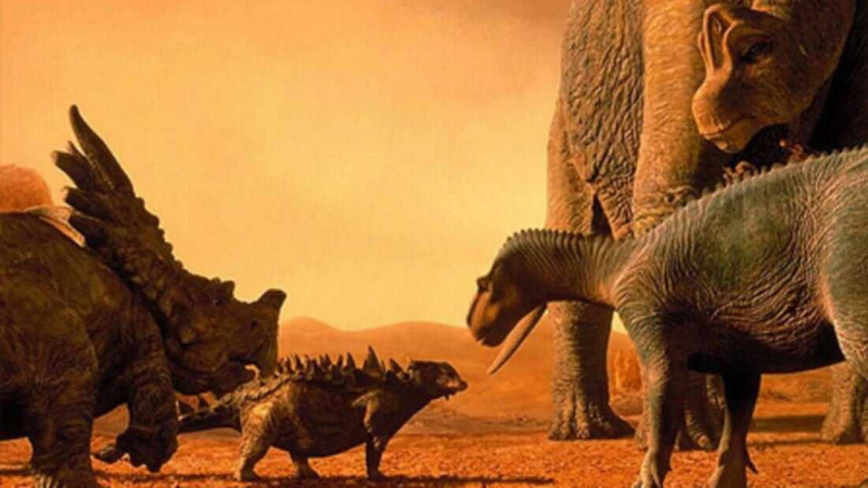   Dinozaurul este pe Disney Plus?