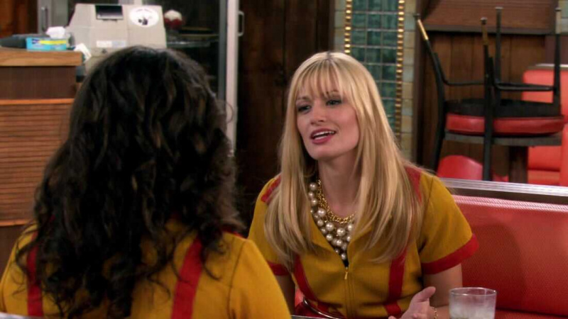   2 Broke Girls estão no HBO Max?