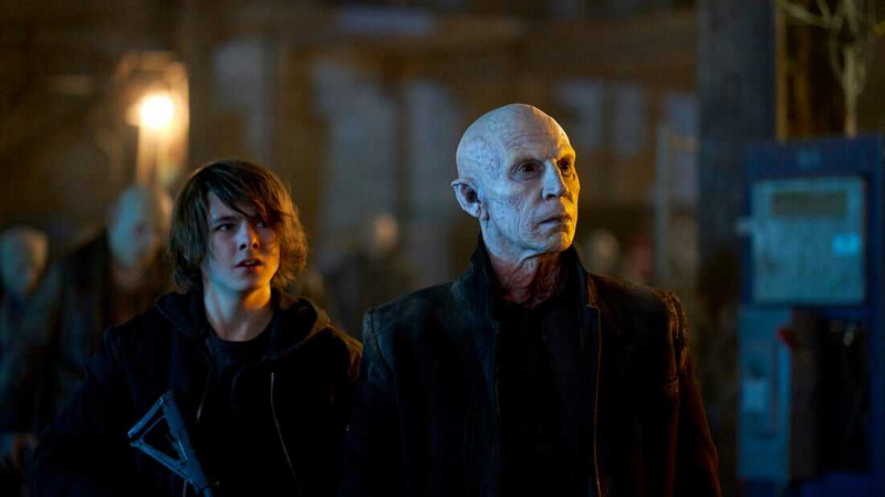   The Strain (TV-serie 2014–2017)
