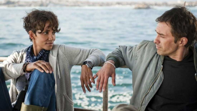   Dark Tide (2012)