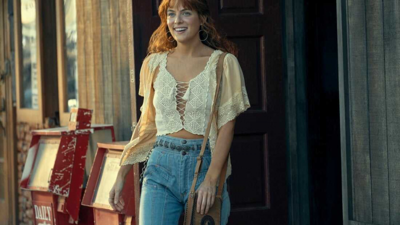   Daisy Jones