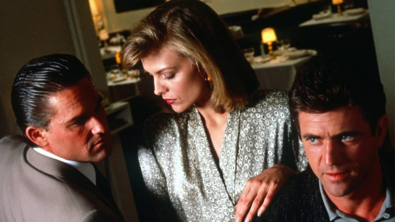   Tequila Sunrise (1988)