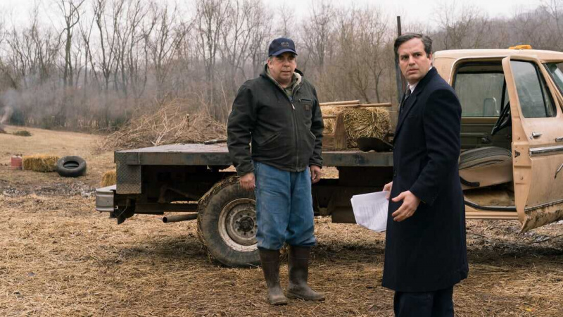   Ape întunecate (2019)