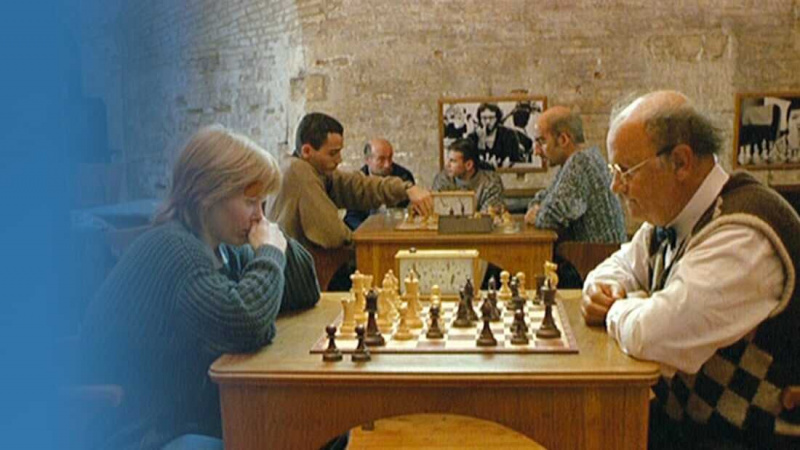   Šaha karaliene (2001)