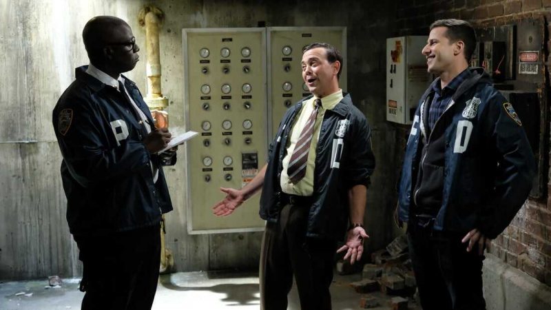   Brooklyn Nine-Nine (televízny seriál 2013 – 2021)