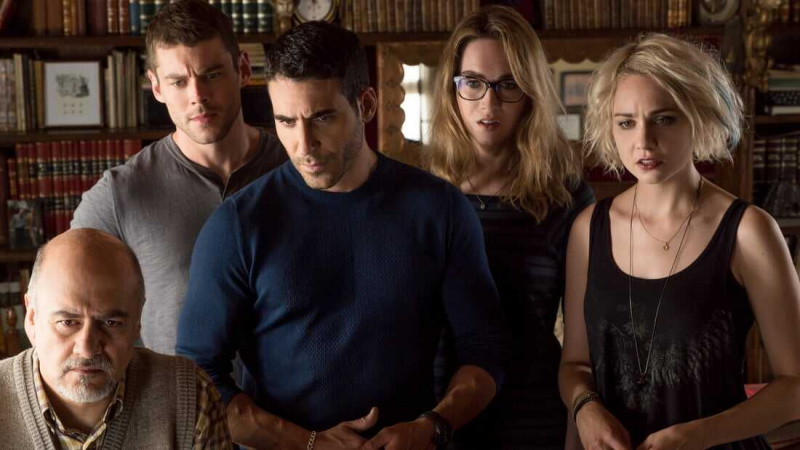   Sense8 (série de TV 2015–2018)