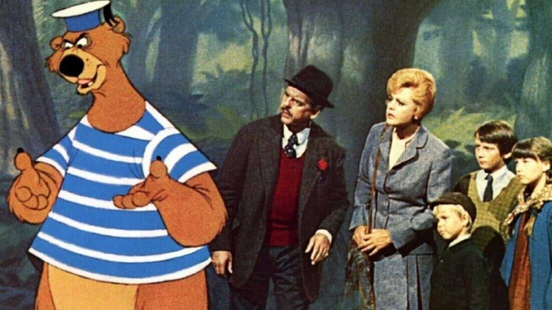   Butoane de pat și bețe de mătură (1971)