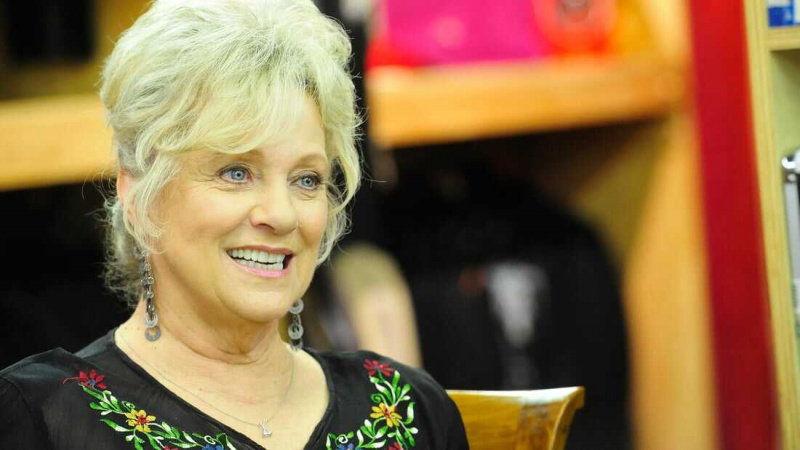   connie smith