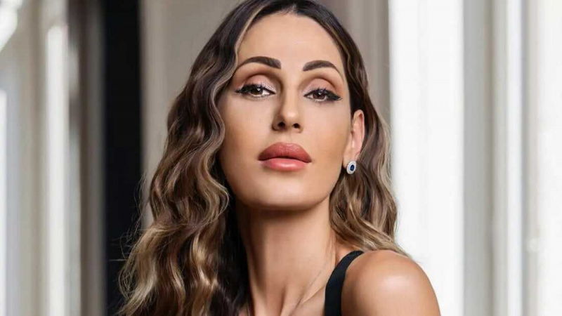   Анна Татангело
