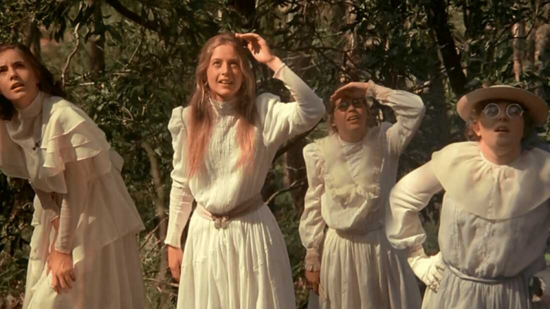   Пикник у Висячей скалы (1975)
