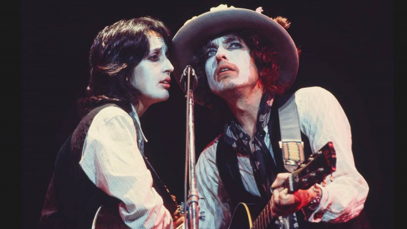   Rolling Thunder Revue