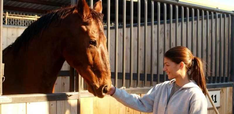   Genevieve Cortese em Incêndio Selvagem