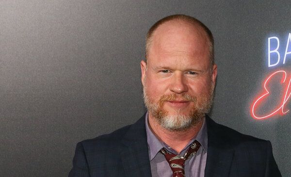 Ο Joss Whedon, που εθεάθη εδώ σε μια πρεμιέρα το 2018, έχει κατηγορηθεί για κακοποίηση ηθοποιών που δούλευαν για αυτόν.