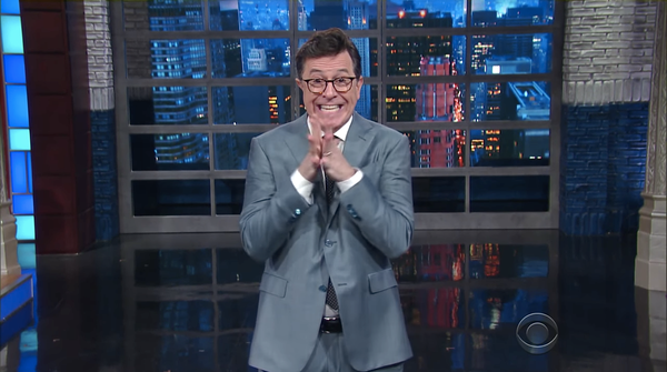 트럼프 대통령이 잡지 인터뷰에서 스티븐 콜버트를 공격한 후, Late Show 진행자는 내가 이겼다고 선언했습니다!