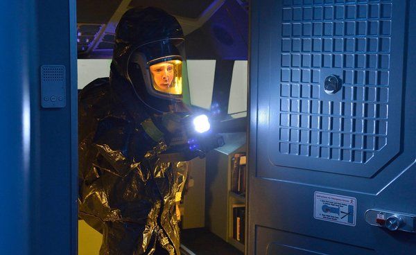 Mia Maestro jako federalny inspektor zdrowia w The Strain, który debiutuje w niedzielę na FX.
