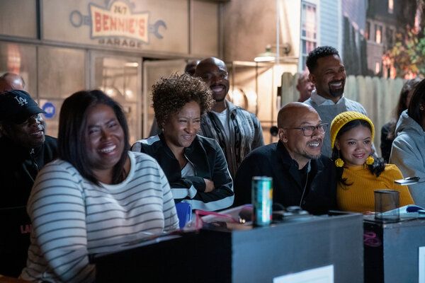 Die Upshaws drehten einen Teil ihrer Saison vor der Pandemie. Darsteller und Schöpfer sind von links Regina Y. Hicks, Wanda Sykes, Page Kennedy, Ken Whittingham, Mike Epps und Khali Spraggins.