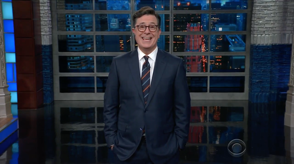 Stephen Colbert povedal davu Late Show: Teraz viem, že je skoro Halloween. Ale naozaj mi to viac pripomína Vianoce.