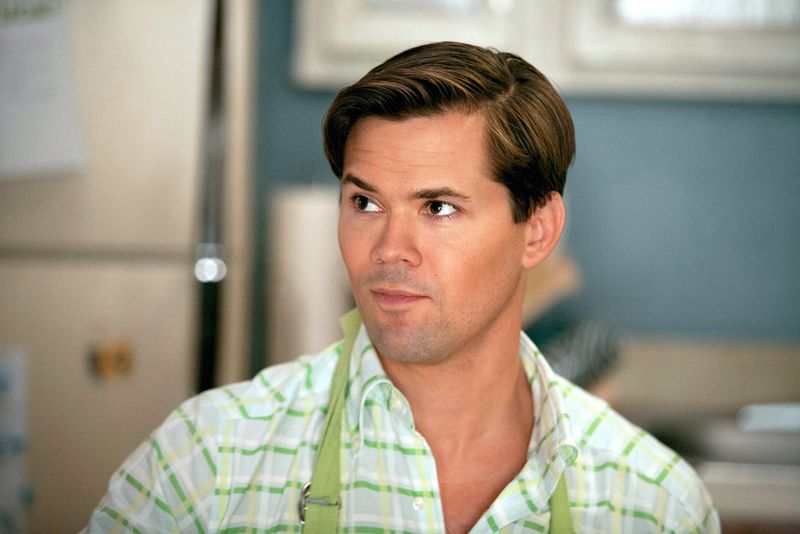 Andrew Rannells, en gjenganger på The New Normal, spiller også Elijah, ekskjæresten til Lena Dunhams karakter på Girls.