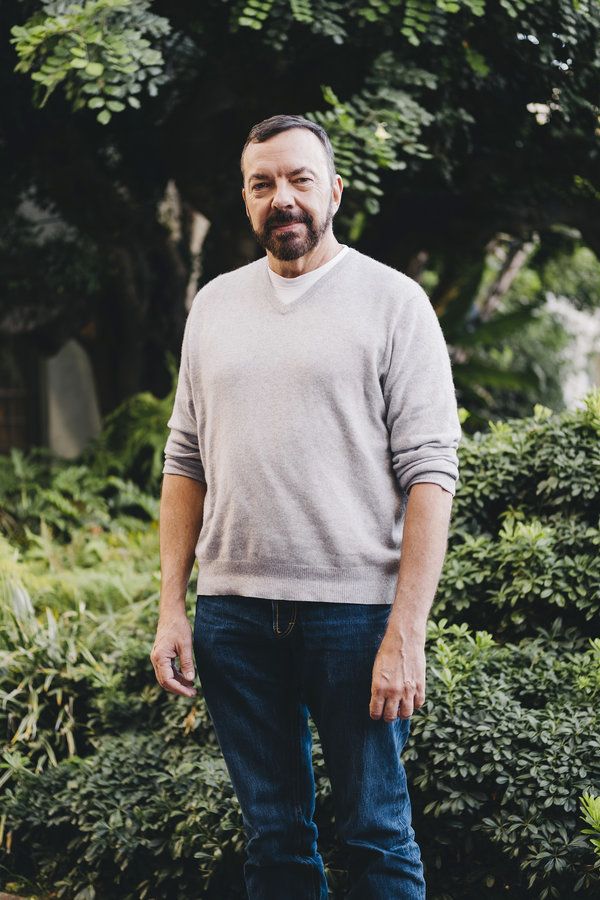 Alan Ball ผู้สร้าง True Blood และ Six Feet Under กลับมาที่ HBO ด้วย Here and Now